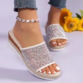 Comfortable fashionable mesh sandals