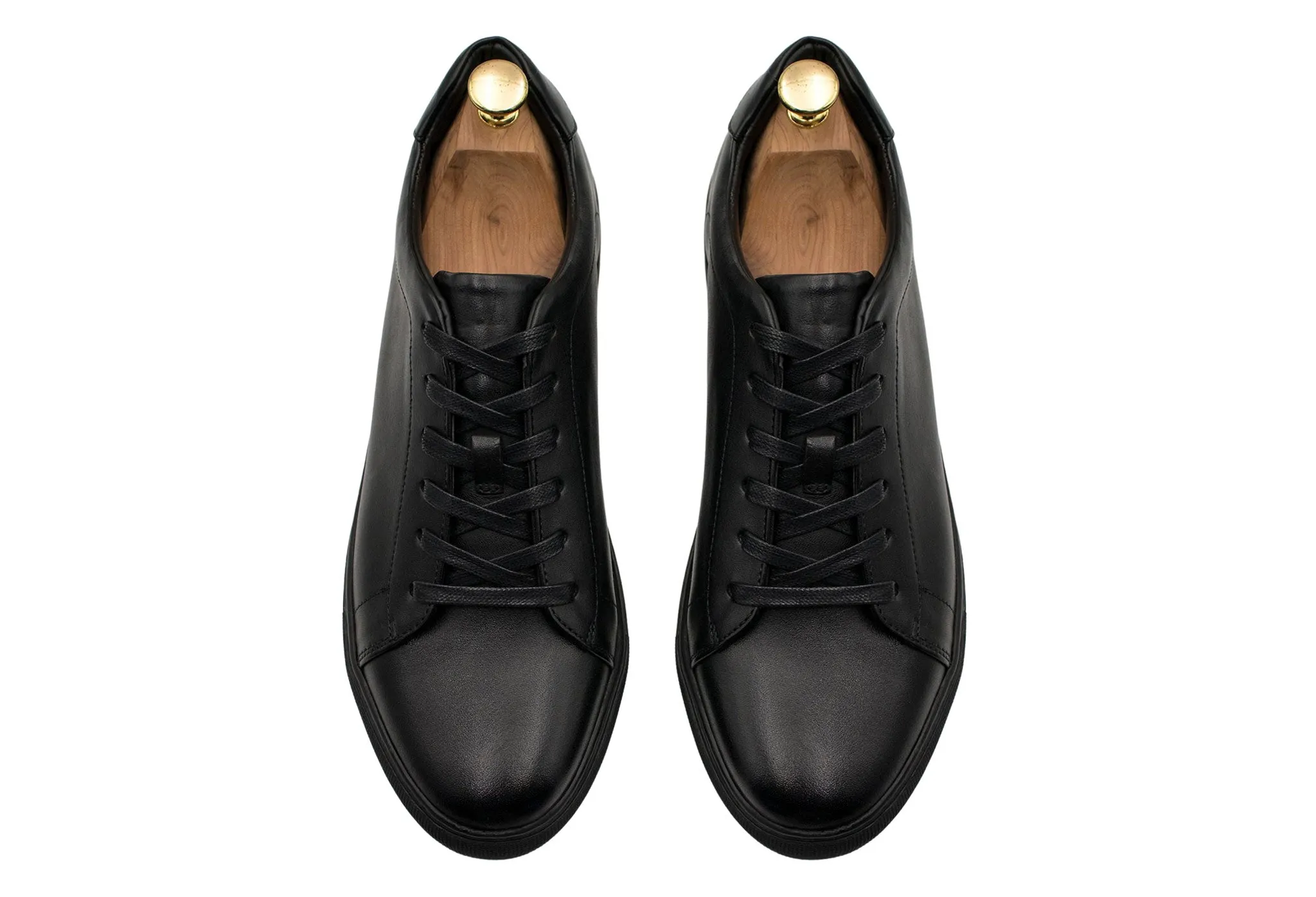 Loreto All Black Sneakers