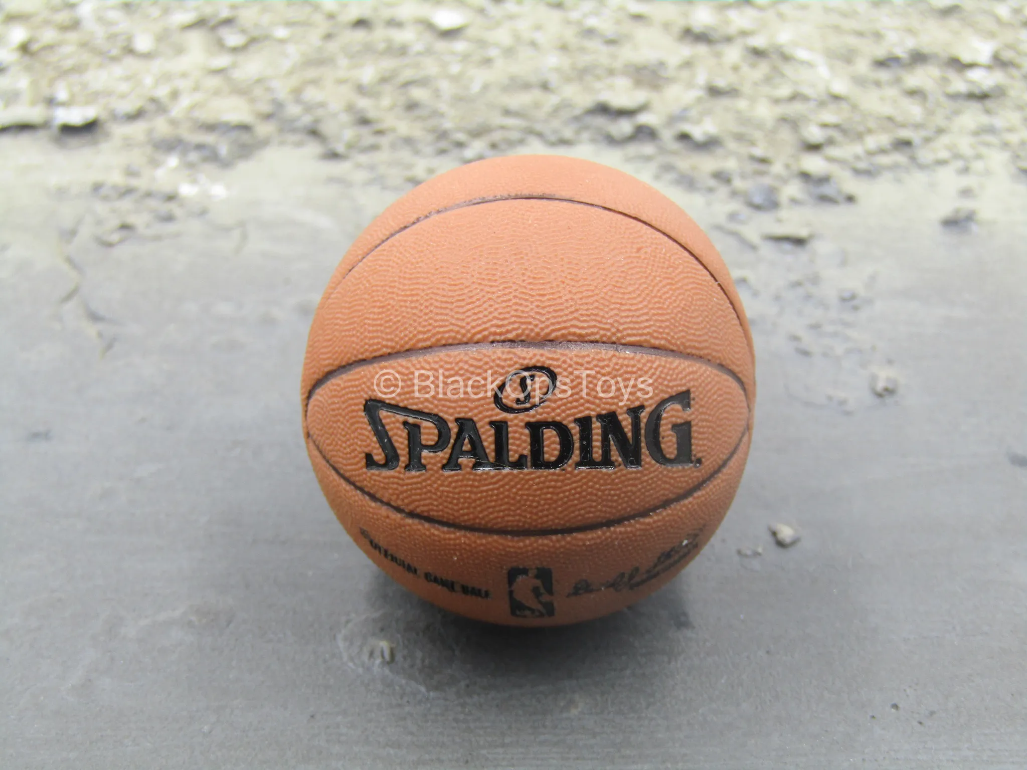 Magic Johnson - Basketball w/Metal