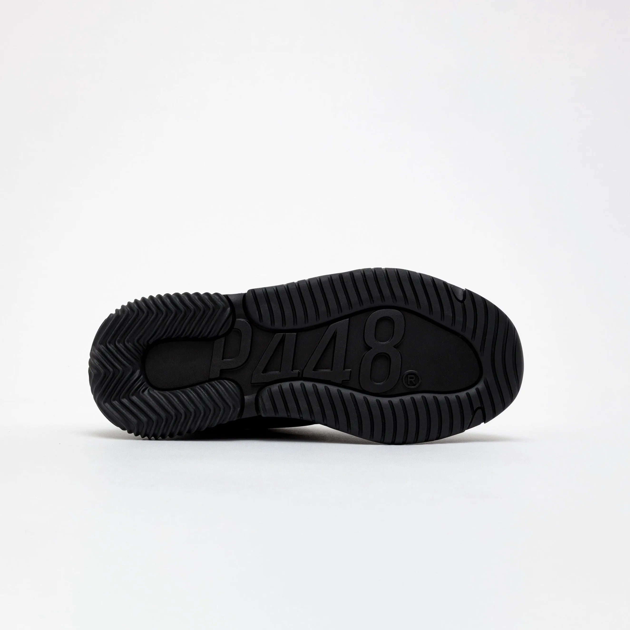 P448 Luke All Black