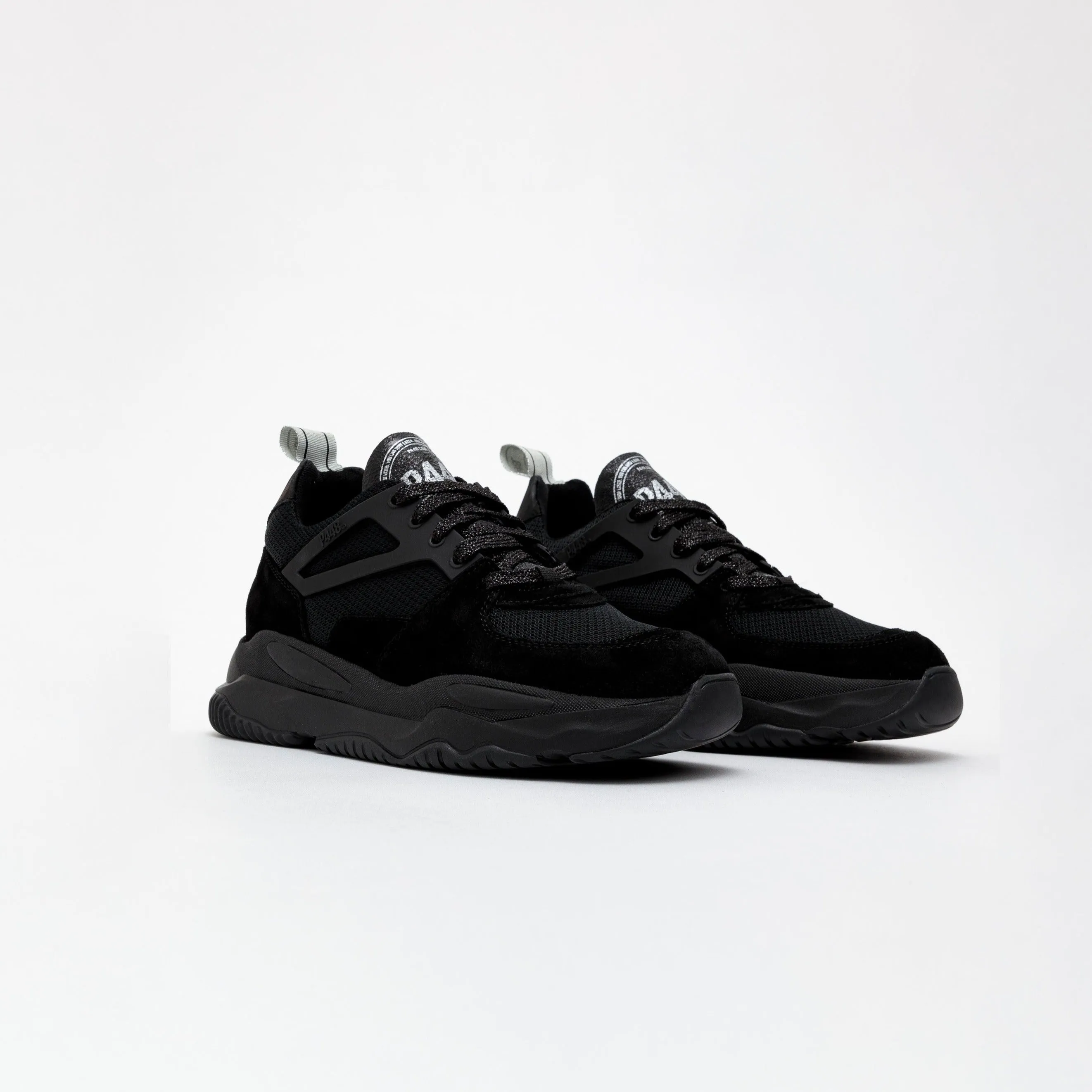 P448 Luke All Black